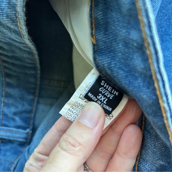 SHEIN denim shorts - Picture 3 of 3